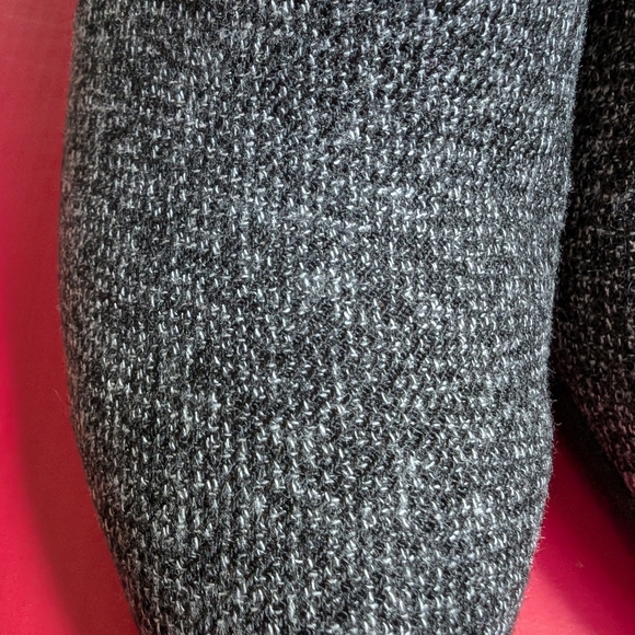 LIKE NEW Kelly & Katie Larix Ankle Boots, Black, Size 6.5 - Picture 4 of 7